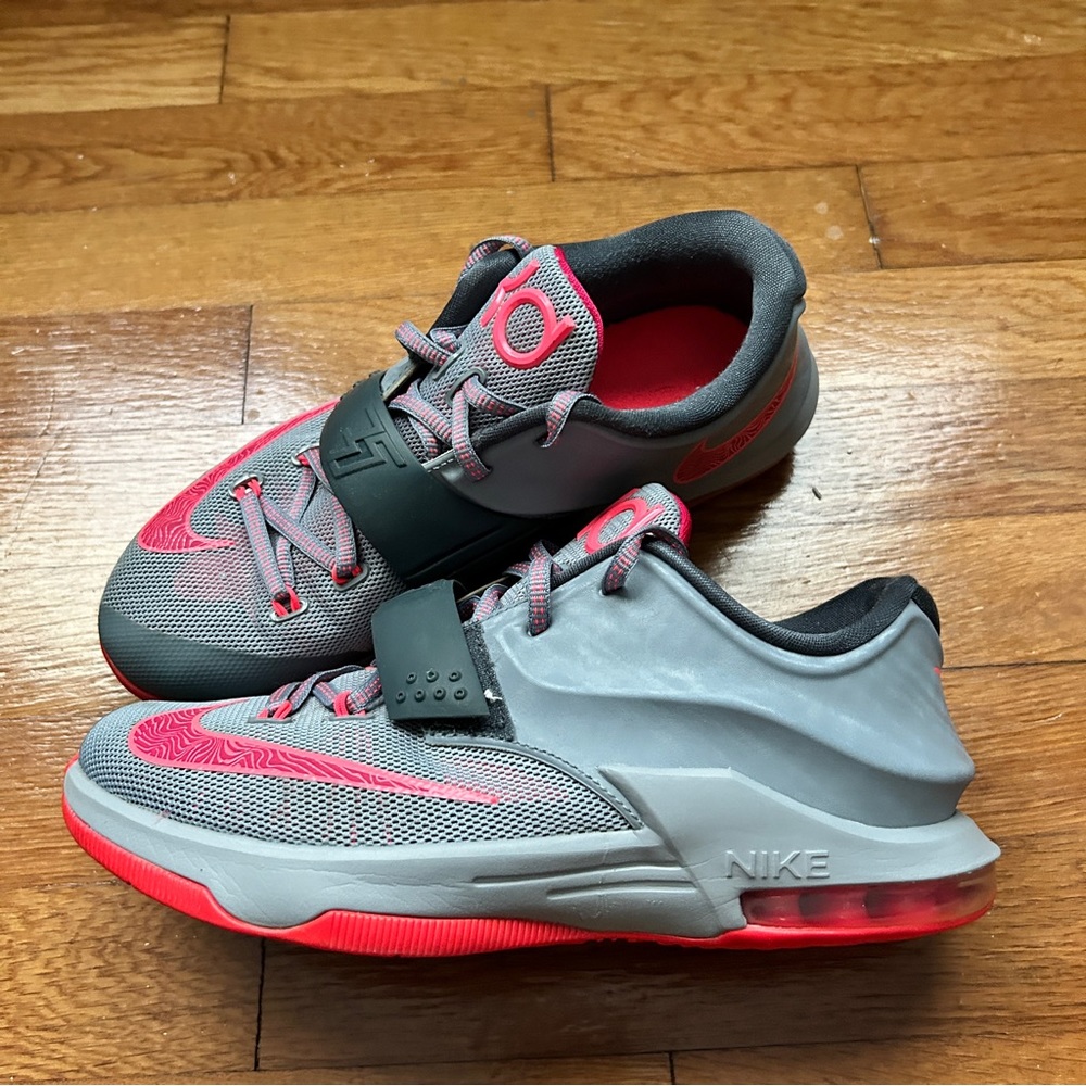 Womens Grey Nike KD7 Shoes